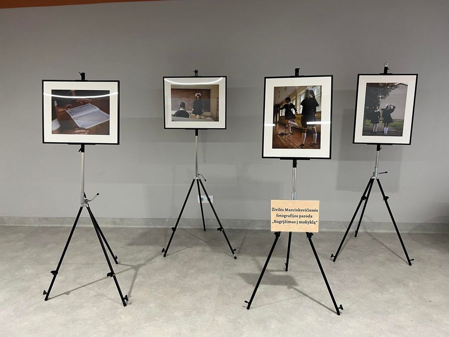 Živilės Marcinkevičienės fotografijų paroda „Sugrįžimas į mokyklą“