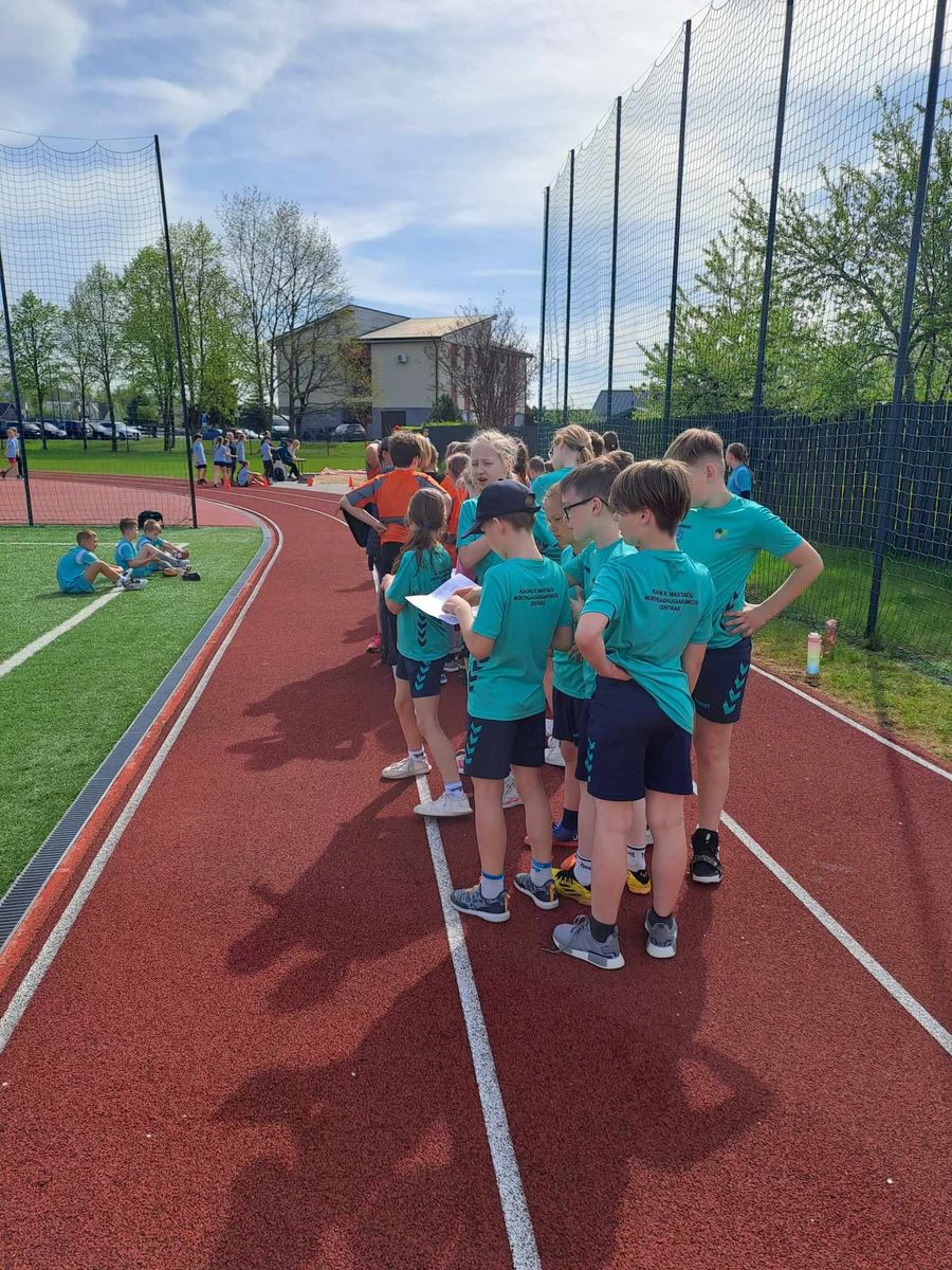 Sporto žaidynių lengvosios atletikos trikovės varžybos